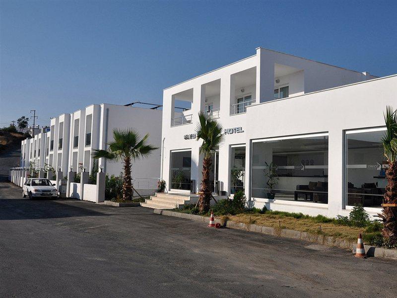 גומבט Club Shark Hotel מראה חיצוני תמונה