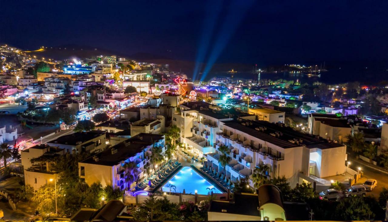 גומבט Club Shark Hotel מראה חיצוני תמונה